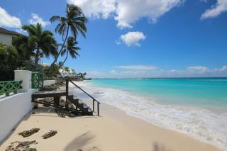 Beachfront Studio with Pool - 2