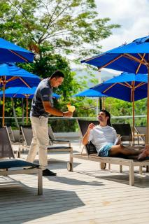 Courtyard by Marriott Santa Marta Resort - 7