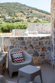 Stone Luxury Suites - 8