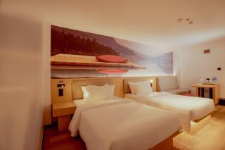 Ivy Hotel Lagos Ikeja - 1