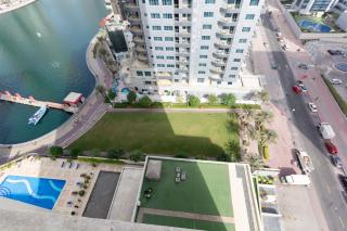 Cozy Rental Studio in marina view tower Dubai - 4