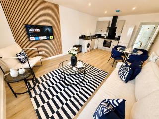 Beach Mews - Sands - Walk to Town and Beach - Two Bedroom Apartment - Sleeps 5 - 9
