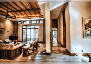 Luxury 7 Bedroom Villa - at the beach and shopping - 3