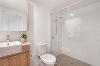 The Valley Apt with 2 FREE Parking Bays - 4