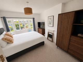 Karma Boutique Stays - 8