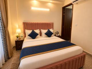 Hotel Kasa Stays - Ramesh Nagar Metro - 5