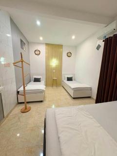 Golden Homestay Tumpak Sewu - 3