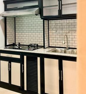 4BR House, Near Airport & Mega Bangna, Pool &Gym - 4