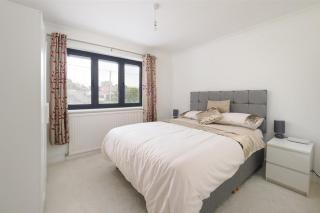 Jolimont, Pool, Hot Tub & Games Room, Chilham - 9