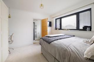 Jolimont, Pool, Hot Tub & Games Room, Chilham - 2