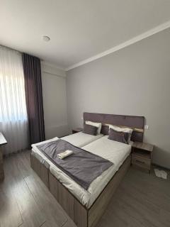 Art Bogsaroy Hotel - 5