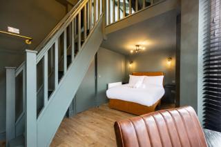 The Black House - Spacious 5 Bed - Sleeps 11 - 8