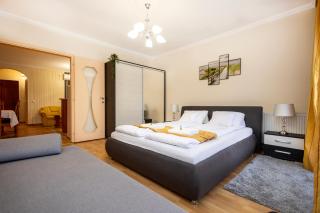 M&M Luxus Apartman - 8