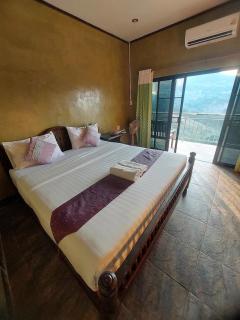 บ้านรวมชา รีสอร์ท - 4