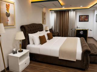 GOLD CREST RESIDENCY - Signature Designer Apartments With City Views DHA LAHORE PHASE 4 - 4