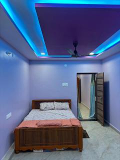 Koushik homestay new hampi - 3