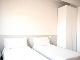 SE310 - Senigallia, trilocale di design con AC, garage e corte esterna - 1