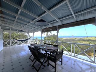Vue imprenable sur le rocher- haut de villa - 9