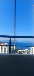 Sunset & Seaview Balcony Apartment Private Garage - 2