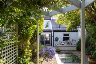 Bay House - Sea Views, Parking - 9