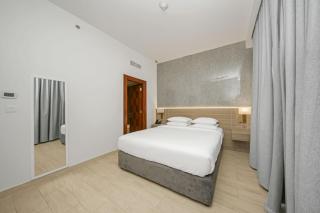 Premium Four Star Hotel by Blue Collection - 8