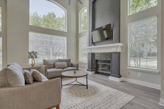 Woodlands Contemporary 4BR3Bath with heated Pool and Spa - 5
