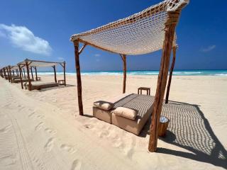 3BDR Chalet with private Rooftop l Hacienda Bay - 5