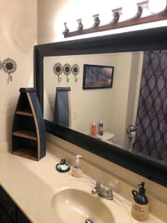Lakehouse Hot Tub Sauna Kayaks - 5