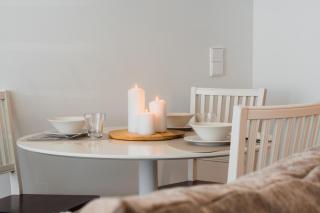 Central Studio III by Elys Collection - 4