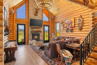 Luxe Teton View Log Cabin Hot Tub Large Groups - 9
