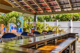 Sleeps 20 - Games - Basketball - Pool - Movie Room - 1