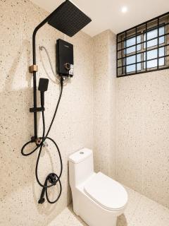 Isyfaq Apartment Homestay Serdang UPM Bukit Jalil - 2
