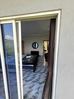 Murree Family Apartment With Mountain Views - 3