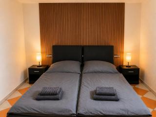 Vintage Parkside Apartment Kassel - 2