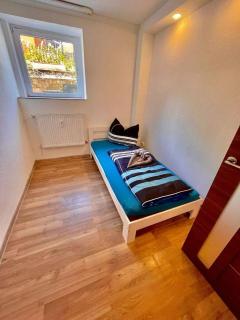Monteurwohnung, 2 Parkplätze, flexible Anreise,Internet, Top Lage - 5