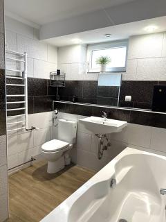 Monteurwohnung, 2 Parkplätze, flexible Anreise,Internet, Top Lage - 3