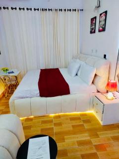 Hush Apartments - 4