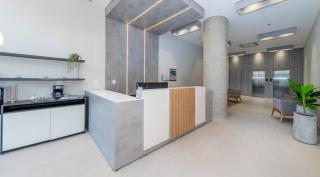 Modern Stay with Balcony Pool Gym Prime Area - 2