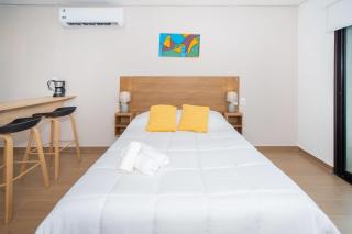 Lumiere del Sol Studio Near Shopping and Dining - 8