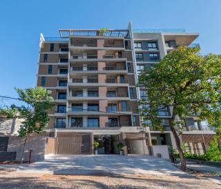 Modern Apt Near Malls with Pool Gym and Views - 2