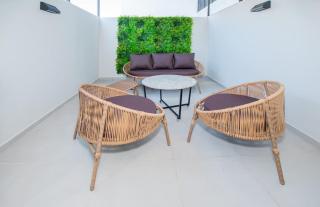 Stylish Stay with Private Patio Pool & Gym Access - 1
