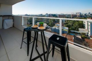 City Skyline Haven with Workspace Pool and Gym - 9