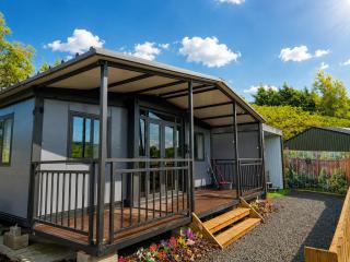 The Lodge-private indoor hot tub Garvagh retreats - 3