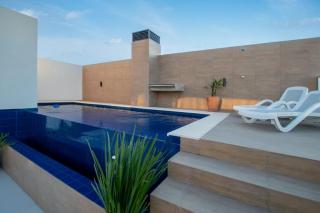 Modern Stay in Prime Area with Pool and Gym - 4