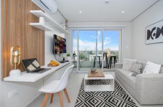 Vibrant Stay with Rooftop BBQ Pool and Near Malls - 9
