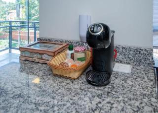 Spacious Oasis with Balcony Kitchen Near Malls - 3
