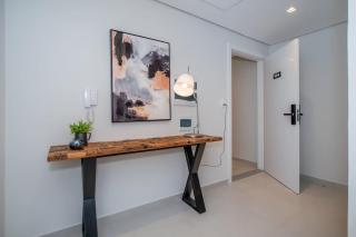 Executive Stay in Business District with Pool&Gym - 2