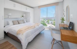 Stylish Two BR Prime Area Balcony Pool and Gym - 6