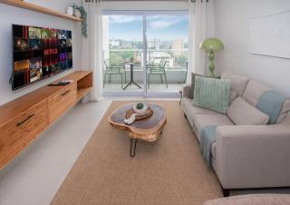 Corporate Stay Workspace Pool and Gym Access - 0