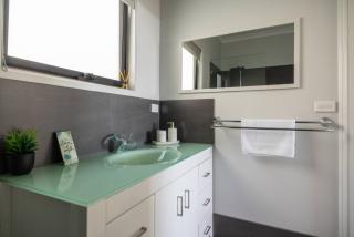 The Snug - Devonport - 2